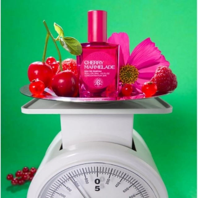 Roger & Gallet Eau Perfum Cherry Marmel Roll On 15Ml Roger & Gallet Eau Perfum Cherry Marmel Roll On 15Ml